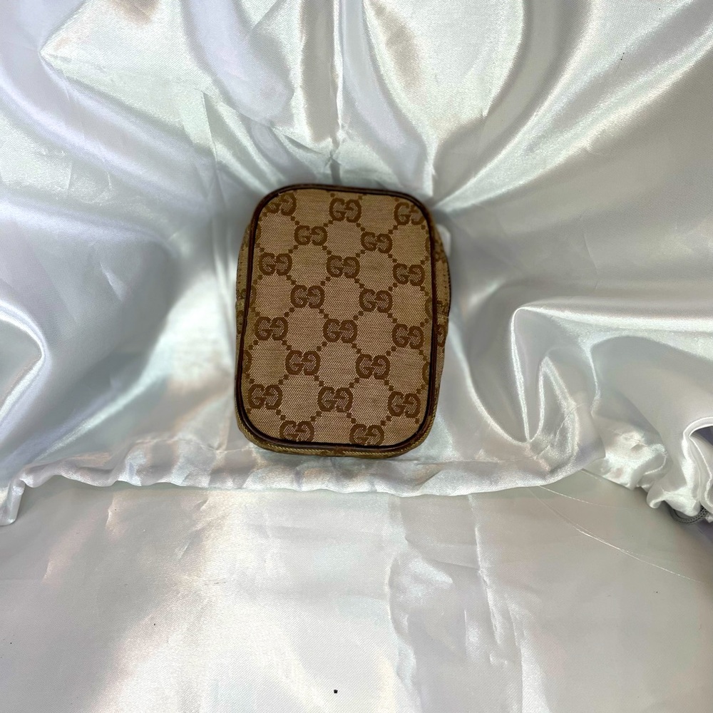 Gucci Coin Pouch - Picture 3 of 3